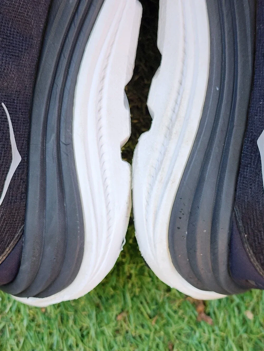 HOKA GAVIOTA 5 - Mens Sneakers - SIZE 11.5 2E WIDE - Please See All Pictures